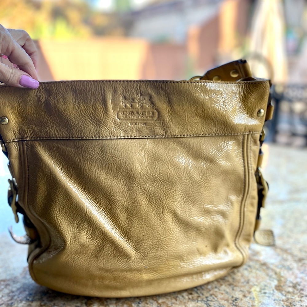 Coach Patent Leather shoulder bag